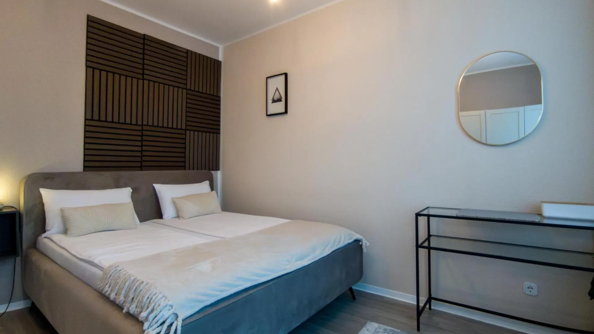 Queens Peak Apartments كولونيا